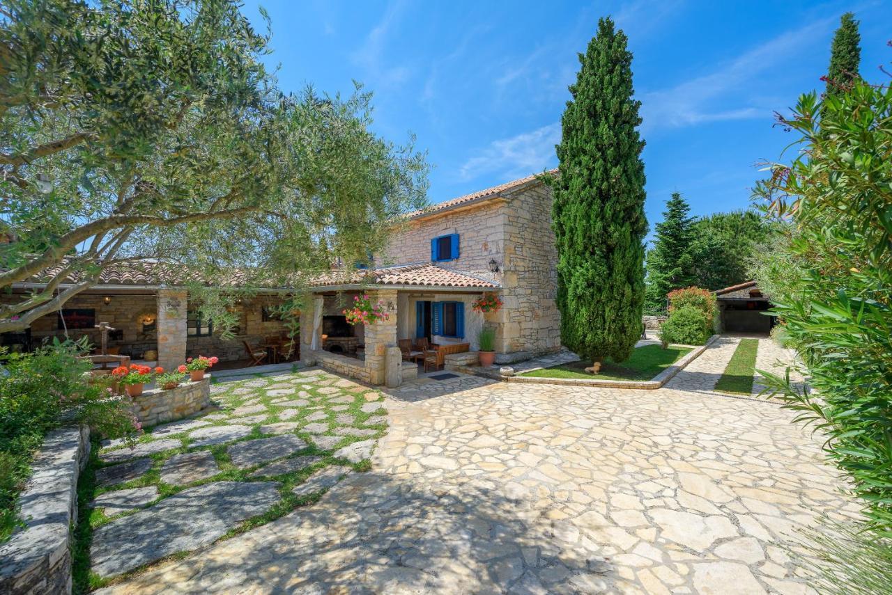 Casa Biguli Villa Sveti Lovrec Pazenaticki Exterior photo